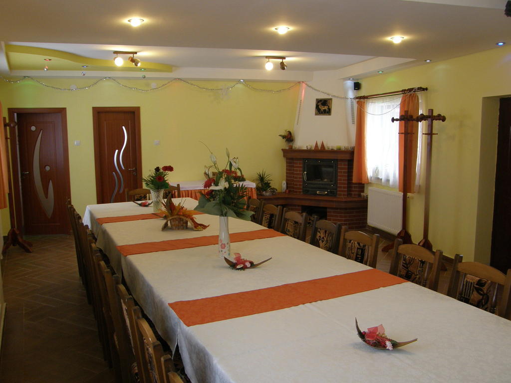 Mokus Panzio Bed & Breakfast Bicfalau Luaran gambar