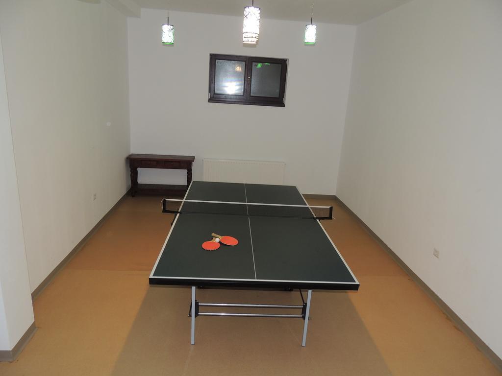 Mokus Panzio Bed & Breakfast Bicfalau Luaran gambar